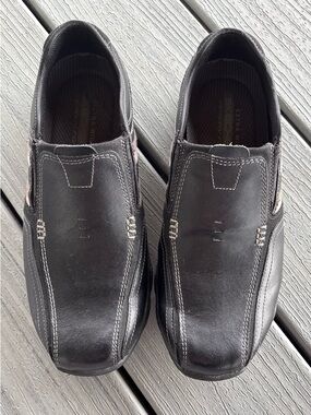 Skechers Diameter-Zinroy Men's Black Leather Slip-On Casual Loafers